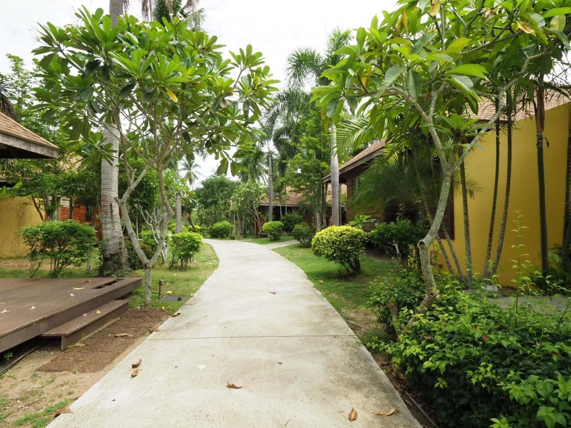 Keeree Waree Seaside Villa Банг Сафан Екстериор снимка