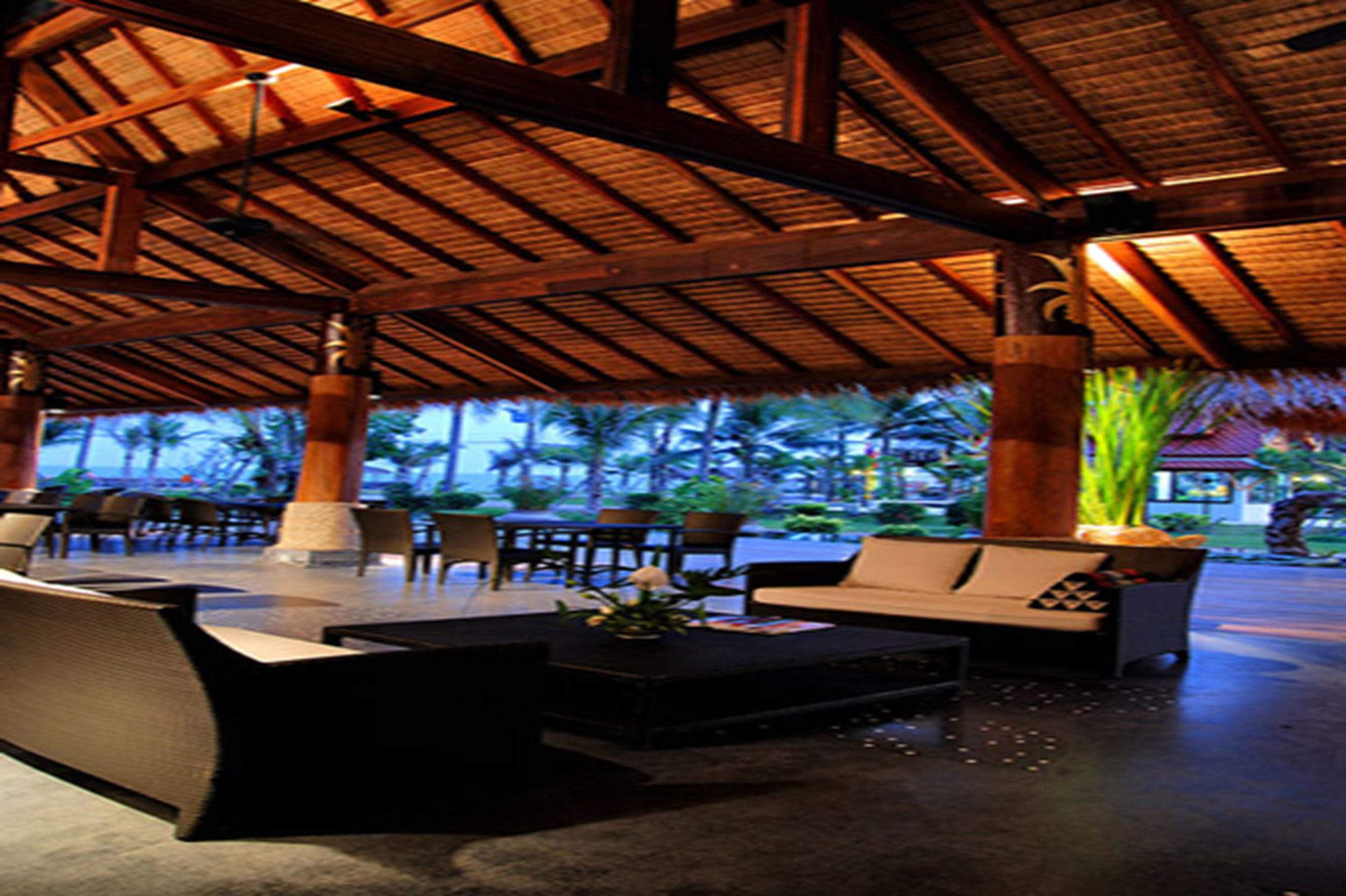 Keeree Waree Seaside Villa Банг Сафан Екстериор снимка